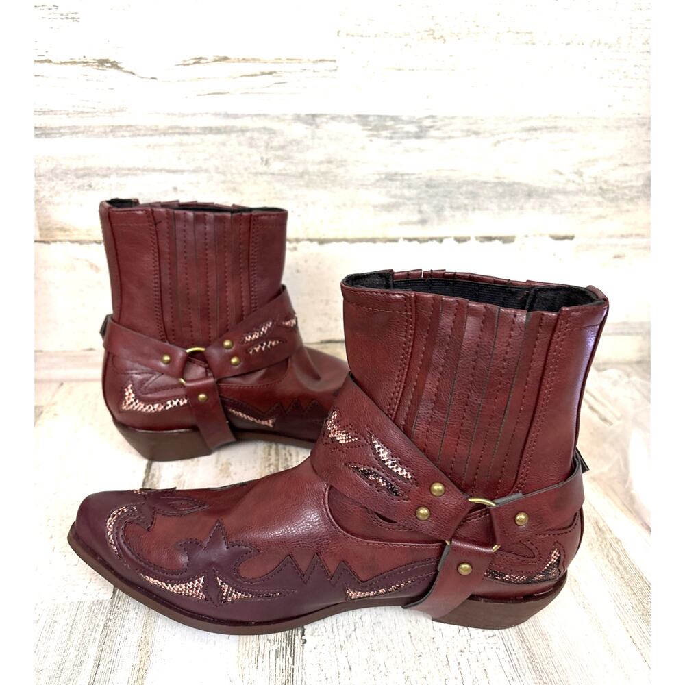 Unbranded Womens 7.5 Burgundy Brown Pointed Toe Western Ankle Boots NEW